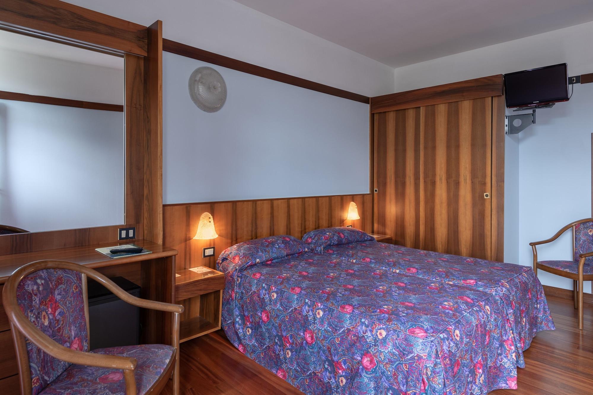 Park Hotel Oasi ガルダ エクステリア 写真