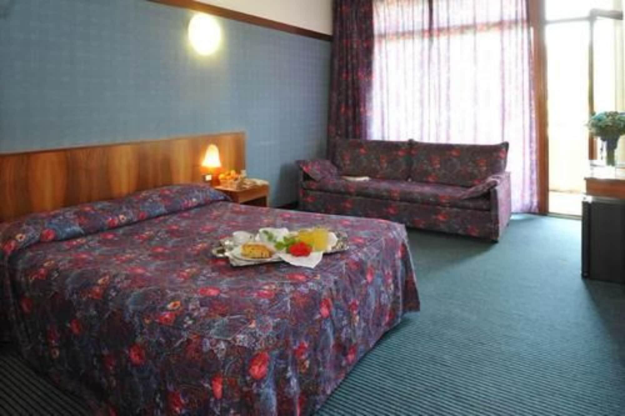 Park Hotel Oasi ガルダ エクステリア 写真